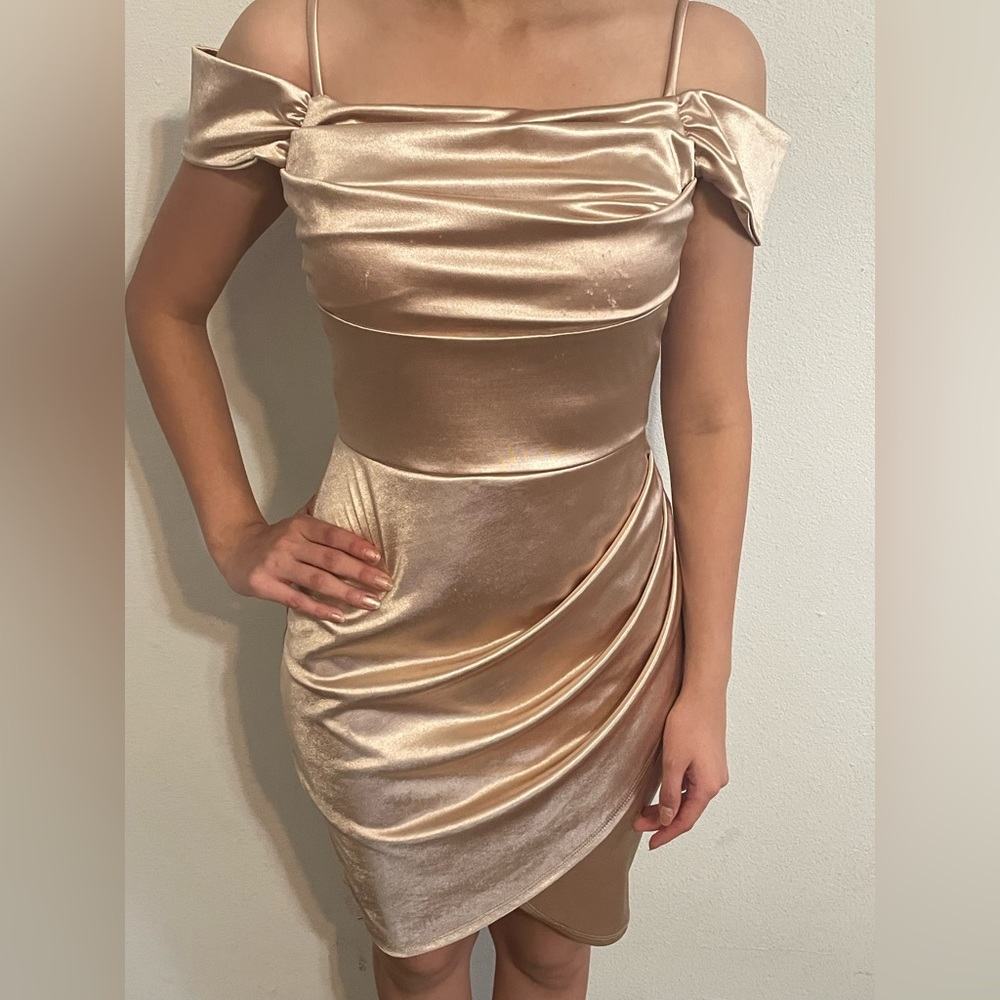 Elegant gold dress